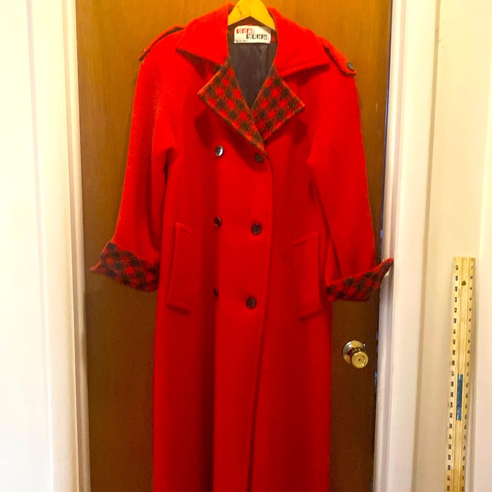 Midi length wool coat by Ilie Wacs, designer